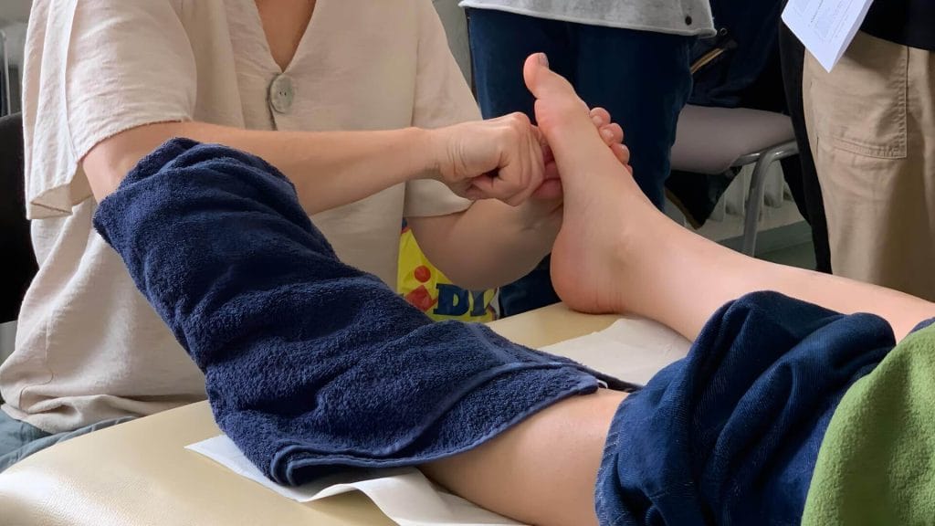 Reflexní masáže nohou zuliao dle tradiční čínské medicíny - kurz od 24. 4. 2026, Praha